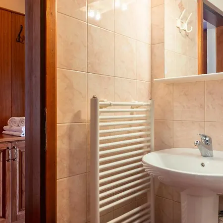 Tourist Farm Skerlj Çiftlik konaklama *