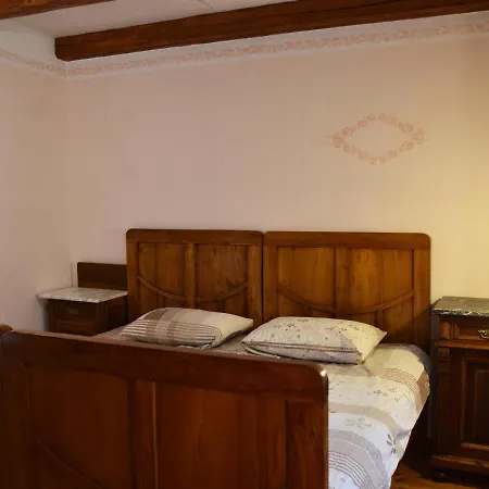 Tourist Farm škerlj Dutovlje