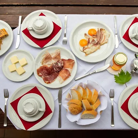 Tourist Farm Skerlj Çiftlik konaklama