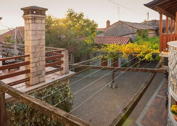 Çiftlik konaklama Tourist Farm Skerlj