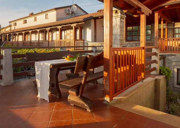 Tourist Farm Skerlj Çiftlik konaklama *