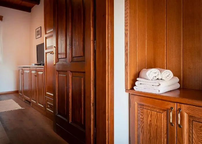 Tourist Farm škerlj * Dutovlje