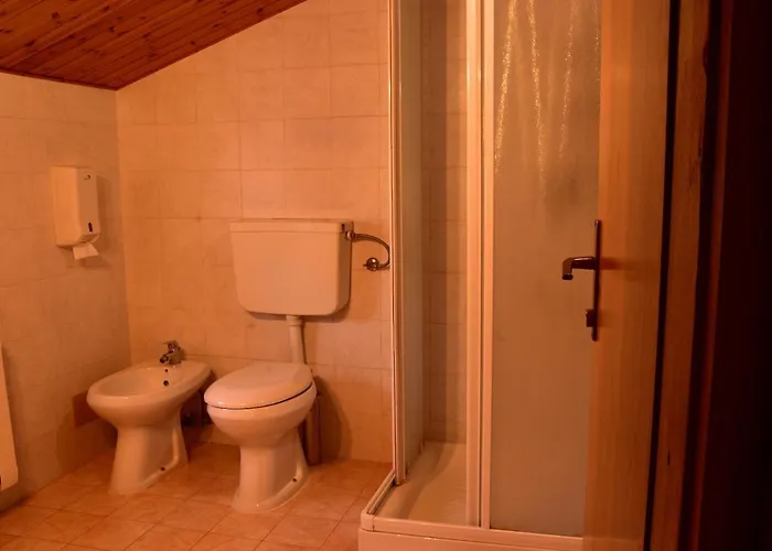 Tourist Farm škerlj