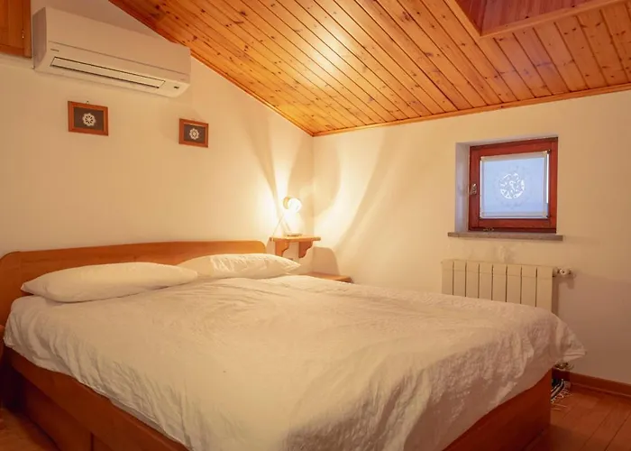 Tourist Farm škerlj *