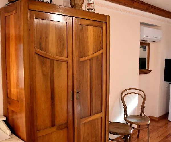 Tourist Farm škerlj Dutovlje