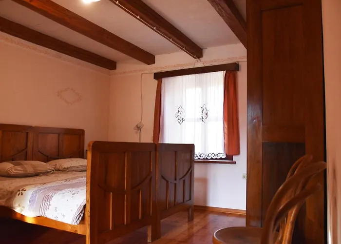 Tourist Farm škerlj Bauernhof