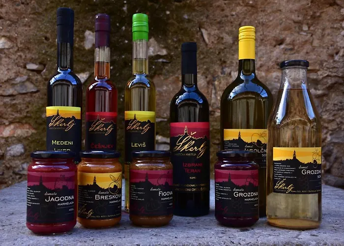 Tourist Farm škerlj Bauernhof