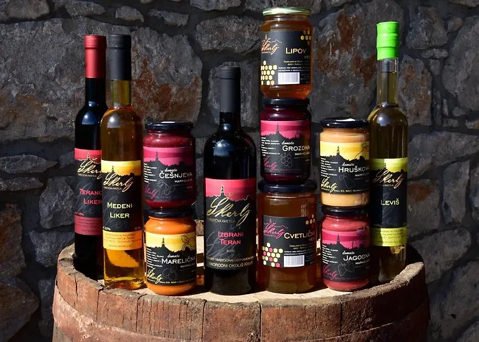 Tourist Farm škerlj